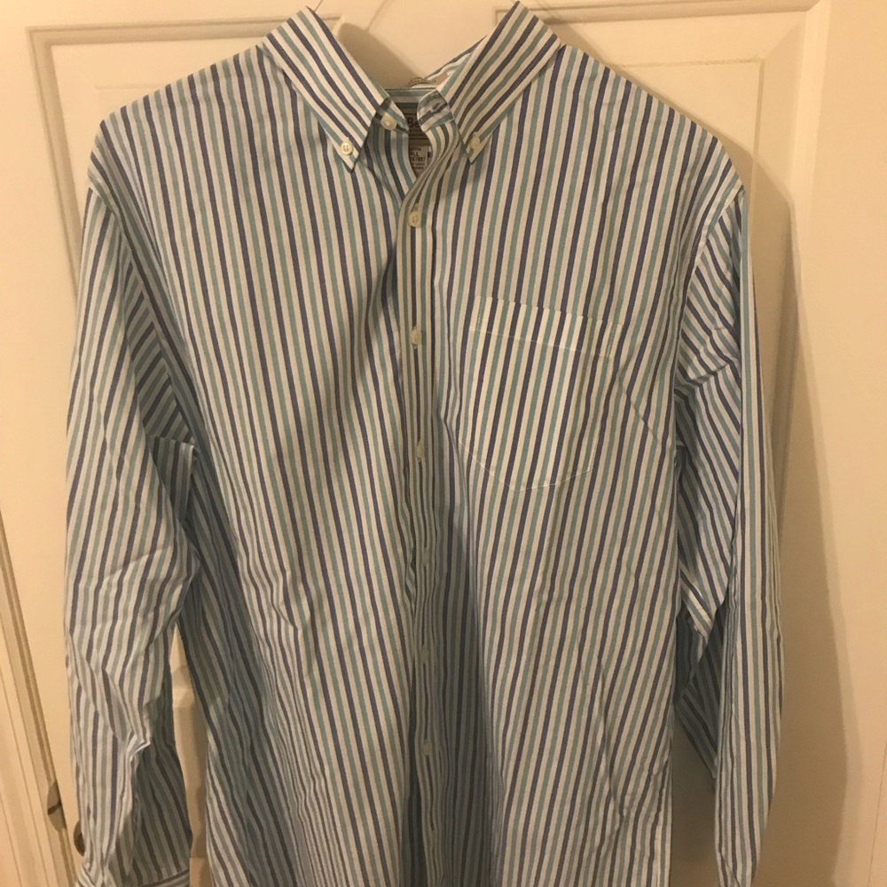 L. L. Bean Long-Leave Button-Down Like New